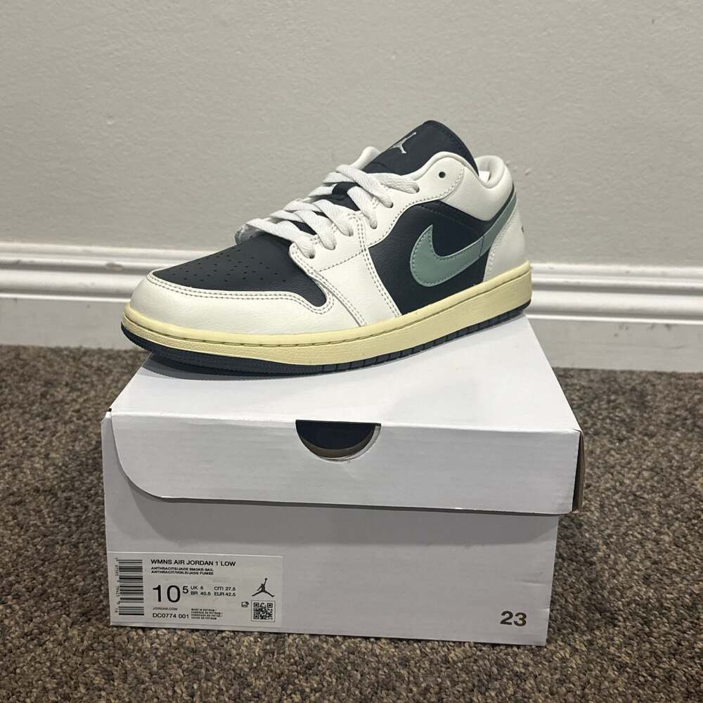 Nike Air Jordan 1 Low 'Jade Smoke' Anthracite/Sail Size 10.5 Womens / 9 Mens
